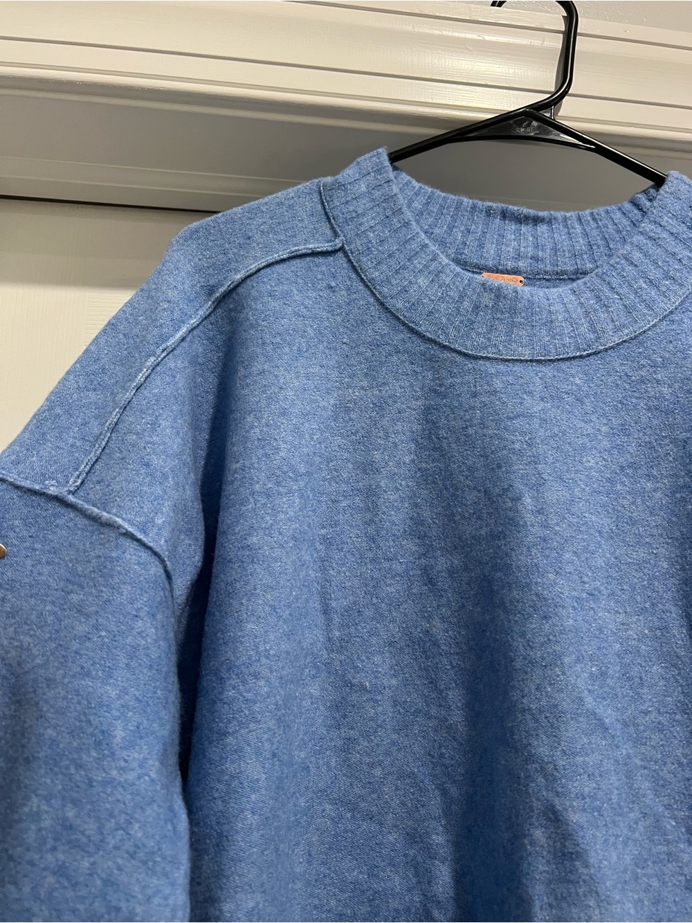 Free People Women’s Crewneck Sweater in Dusty Blue - Large - Picture 2 of 4